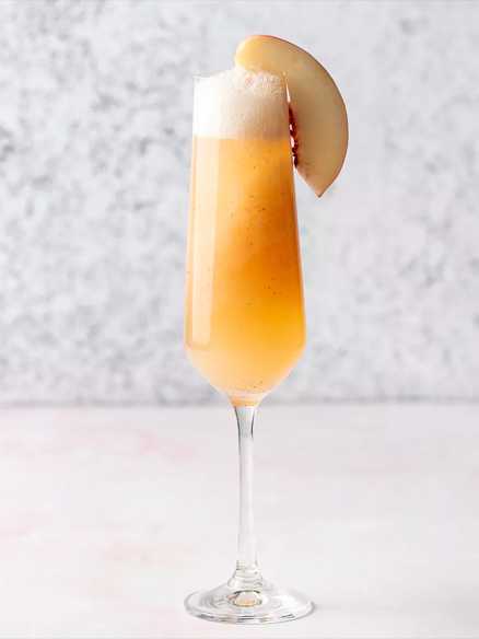 Cocktail Bellini à base de champagne