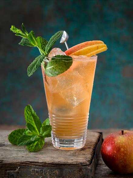 cocktail mojito pomme gingembre à base de rhum Angostura
