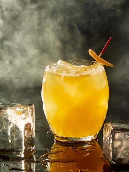 Cocktail Penicillin à base de whisky tourbé